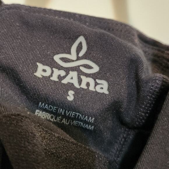 Prana Criss Cross Back Athletic Tank Top Removable Pads Black Size Small - Picture 9 of 10